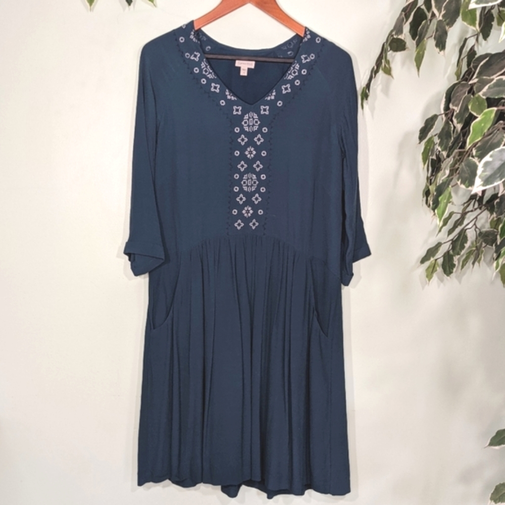 5/$18 Garnet Hill Drop Waist Quarter Sleeve Midi Dress